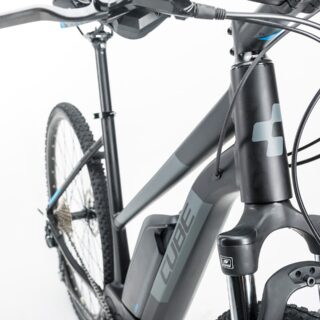 دوچرخه برقی کیوب مدل کراس هیبرید پرو سایز 28 2017 Cube Electric Bicycle Cross Hybrid Pro 28 2017