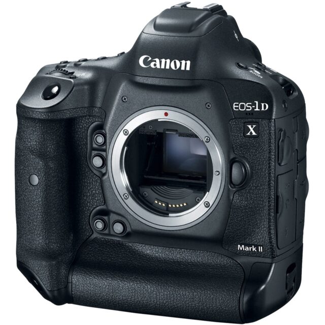 دوربين ديجيتال کانن مدلCanon Eos-1D X MarkII Body Digital Camera
