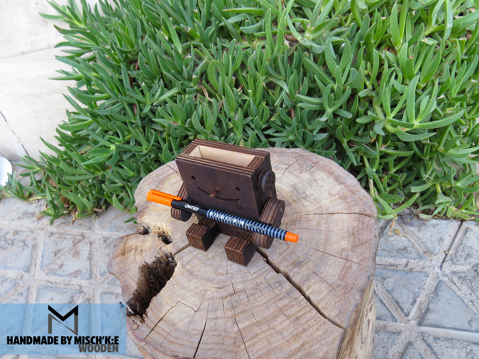استند قلم دفترچه رومیزی متریال چوب چندلایه مدل روبو Ck008